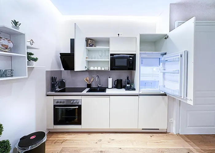 2 Bdr - Magnificence, In Vienna's Center *